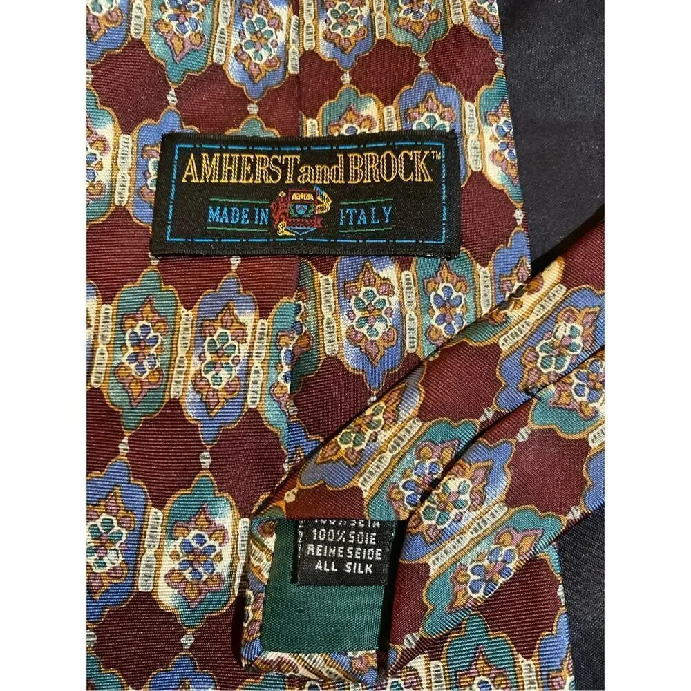 Amhurst and Brock vintage men’s 100% silk tie 57